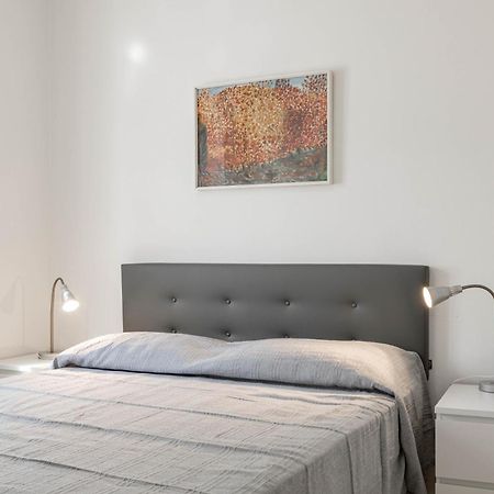 H11 Casa Tecla Centro-Mare Lägenhet Sanremo Exteriör bild